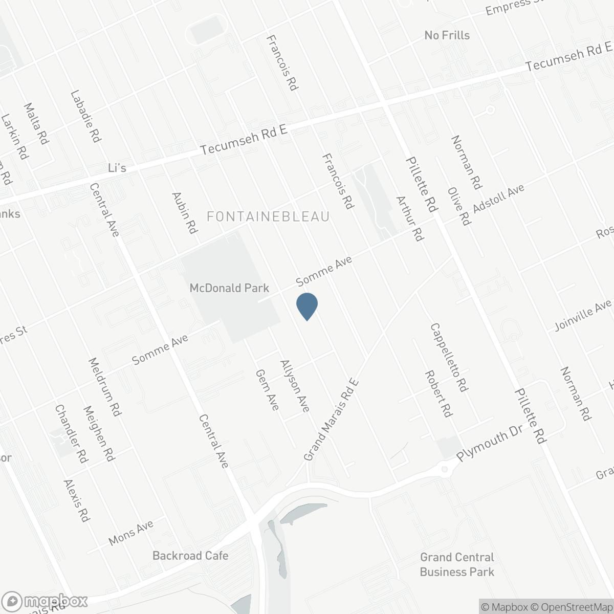 2533 Tourangeau, Windsor, Ontario N8W 1P4